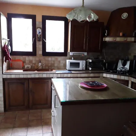 Gazounette Oda ve Kahvaltı Castelmayran