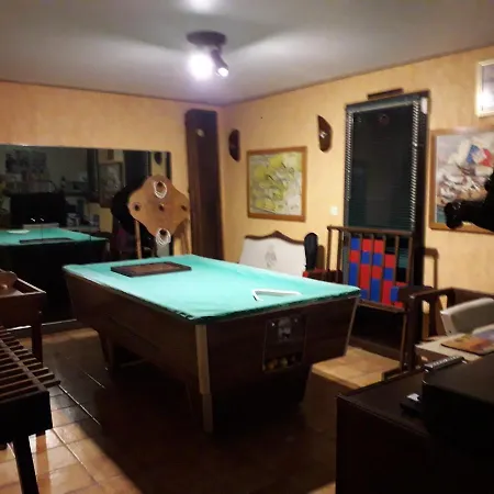 Oda ve Kahvaltı Gazounette Castelmayran